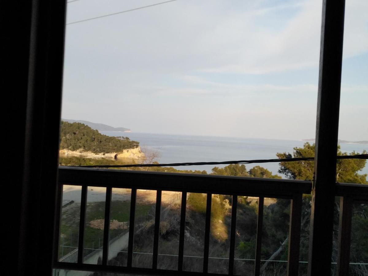 Litsa Studios Patitiri  Luaran gambar